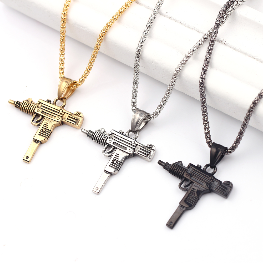 Collana con Ciondolo a Forma d - Street Fashion Necklace recensione e prezzo