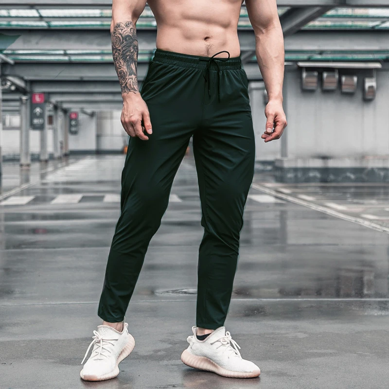 Pantaloni sportivi da uomo con - Running Pant Jogger recensione e prezzo