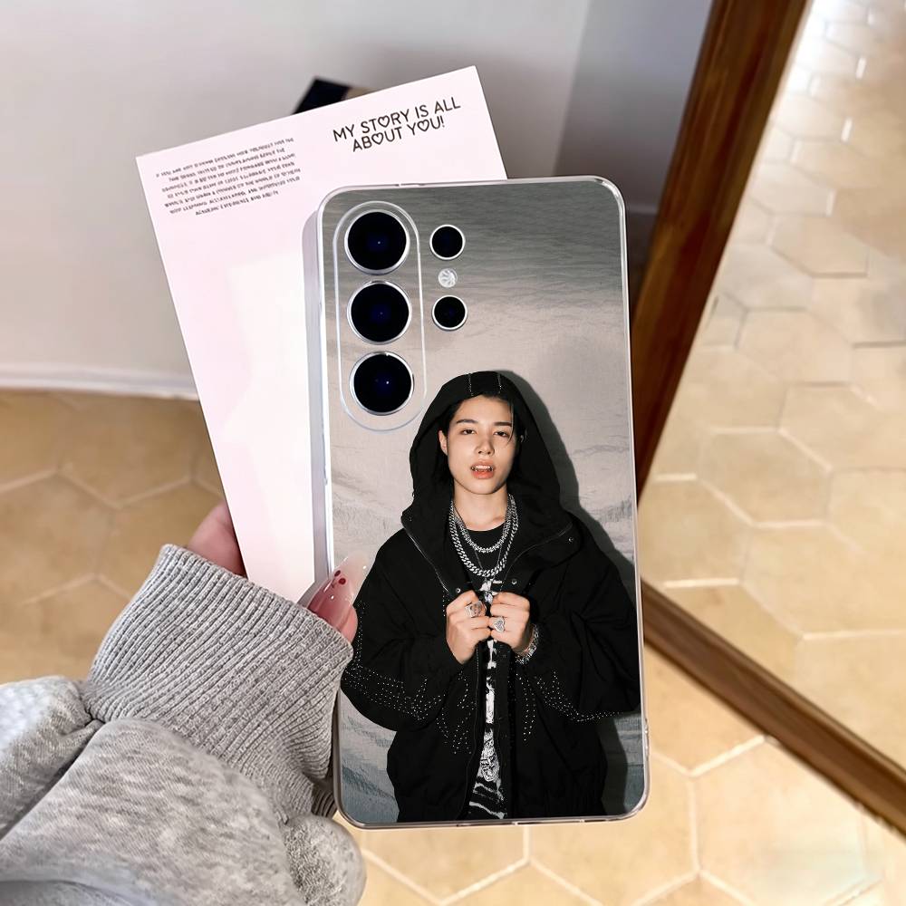 Custodia per telefono Louis LN - Street Fashion Official recensione e prezzo