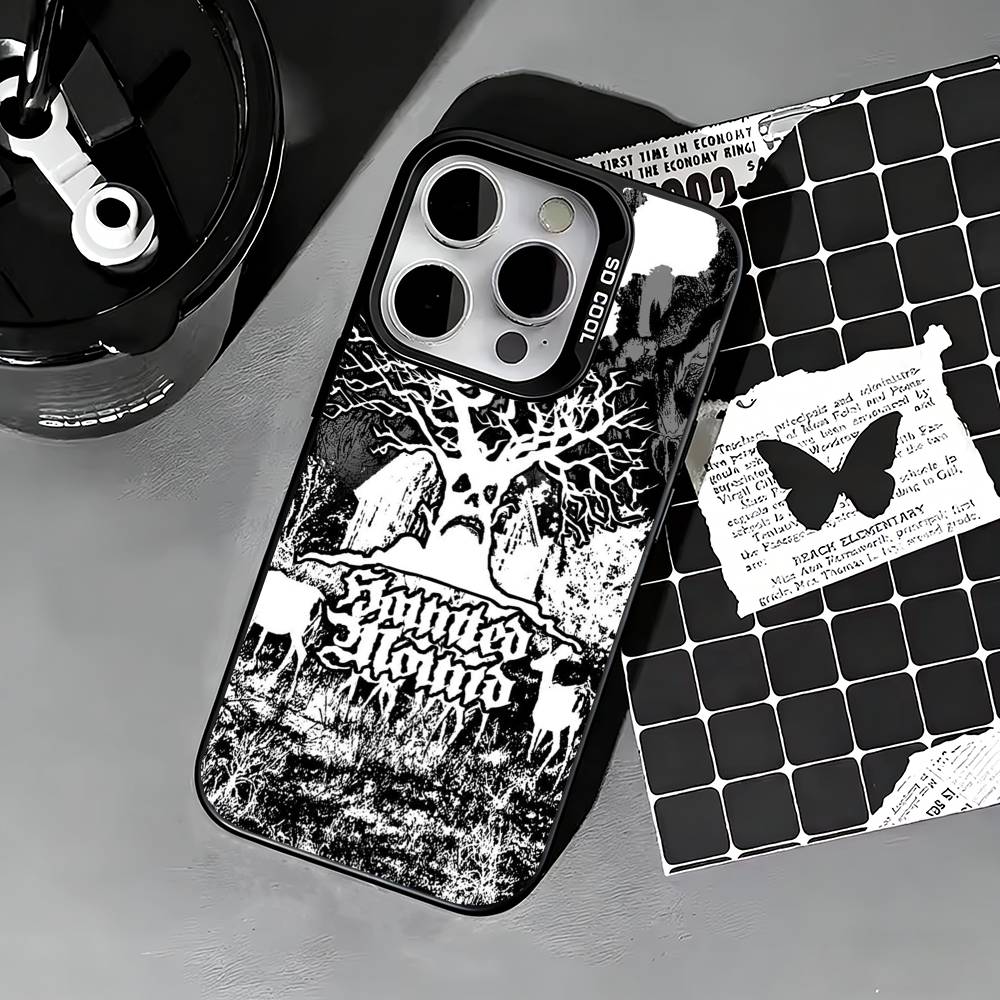 Cover per telefono H-Haunted M - Street Fashion Official recensione e prezzo